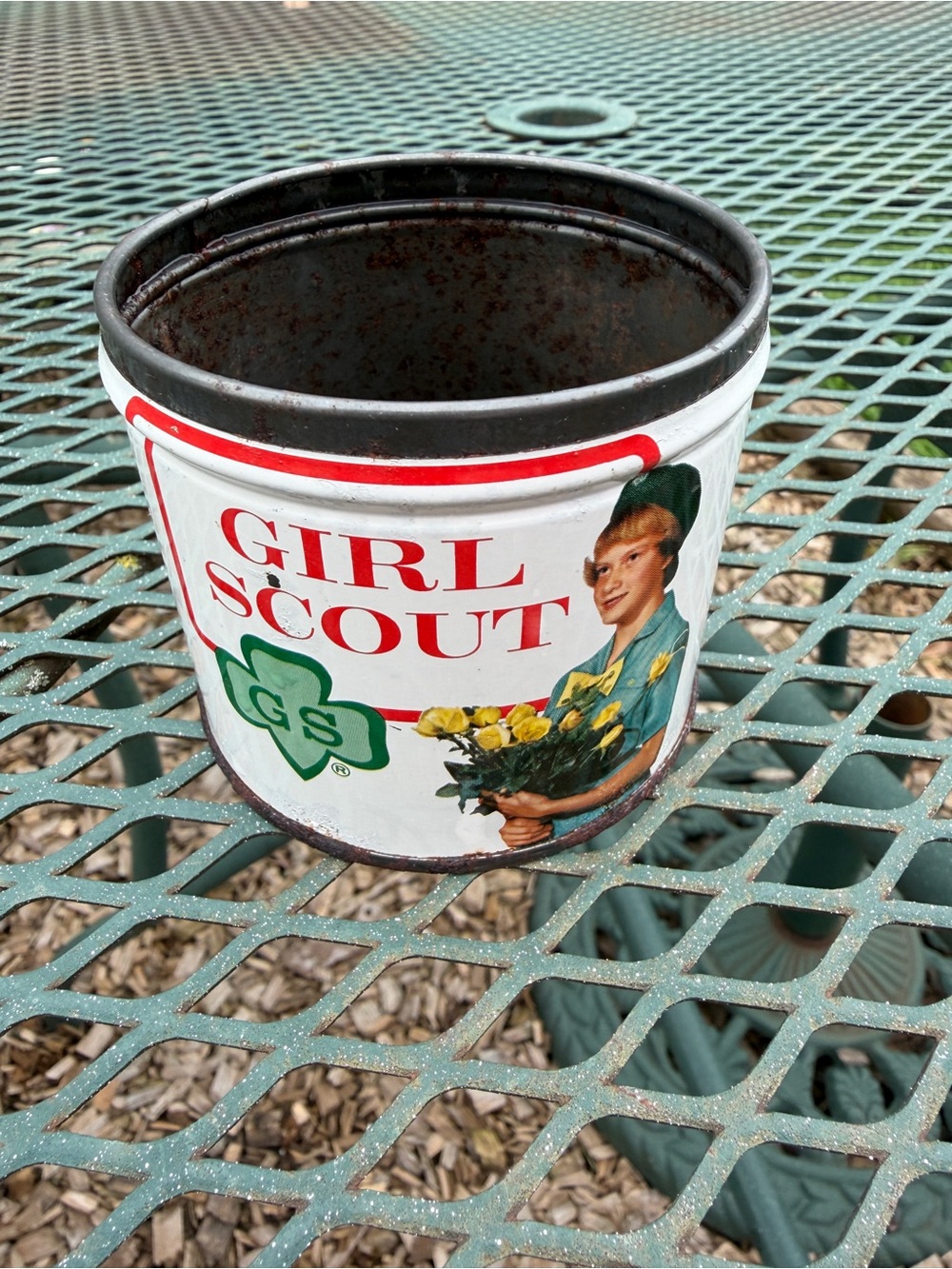 Girl Scouts of America (mixed nuts or peanuts) Advertising Tin
